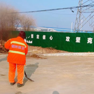 清理道路積土，營(yíng)造干凈整潔的城鎮(zhèn)環(huán)境