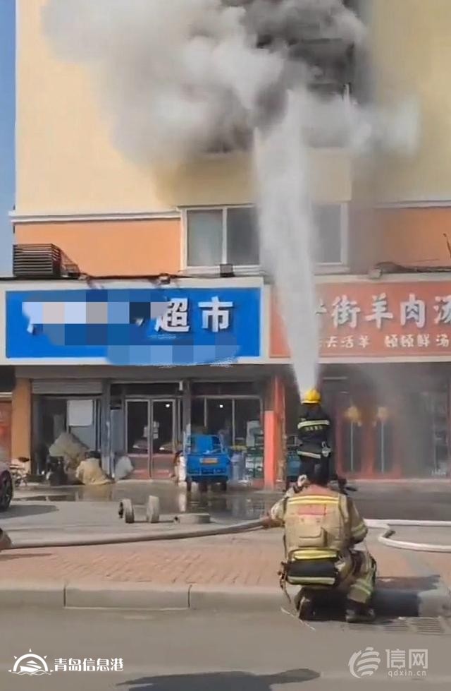 膠州常樂花園小區(qū)突發(fā)火情 未造成人員傷亡
