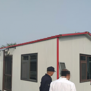 平度市東閣街道執(zhí)法中隊(duì)推進(jìn)拆違治亂，為城市發(fā)展騰空間