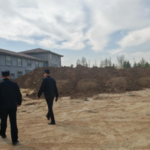 同和中隊(duì)：執(zhí)法巡查揚(yáng)塵污染，筑牢城市藍(lán)天的防線