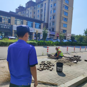 平度市東閣街道執(zhí)法中隊(duì)規(guī)范城市道路挖掘行為，保障群眾出行安全 ...