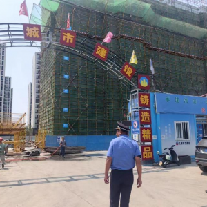 平度市鳳臺執(zhí)法中隊多管齊下治揚塵 筑牢空氣質(zhì)量防護網(wǎng)
